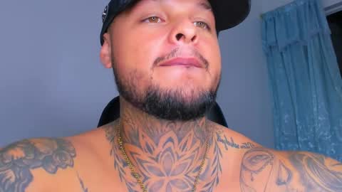 colin_fox1 online show from 03/30/26, 05:41