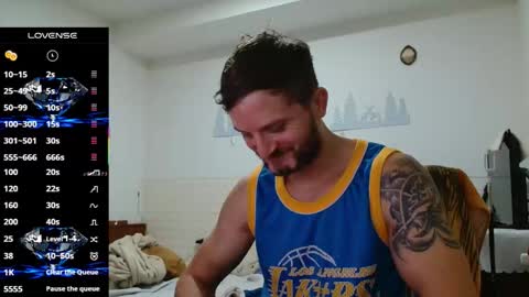 colin hopex  online show from 10/19/25, 08:42