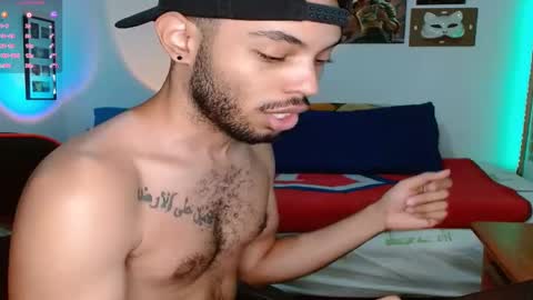 Snapshot of colinlatinbrown chatting on 01/08/25, 10:59 IG online show from 01/08/25, 10:59