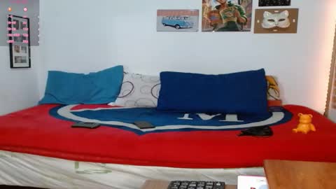 Snapshot of colinlatinbrown chatting on 01/14/25, 12:43 IG online show from 01/14/25, 12:43