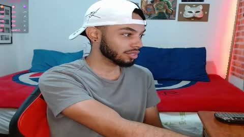 Snapshot of colinlatinbrown chatting on 01/24/25, 12:31 IG online show from 01/24/25, 12:31