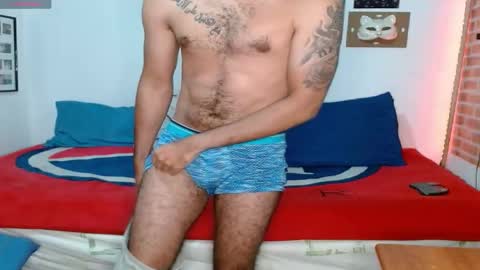 Snapshot of colinlatinbrown chatting on 01/25/25, 11:44 IG online show from 01/25/25, 11:44