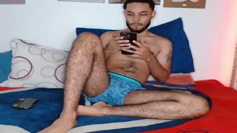 Snapshot of colinlatinbrown chatting on 01/25/25, 02:47 IG online show from 01/25/25, 02:47