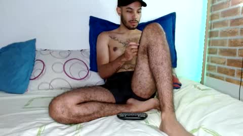 Snapshot of colinlatinbrown chatting on 02/04/25, 11:16 IG online show from 02/04/25, 11:16