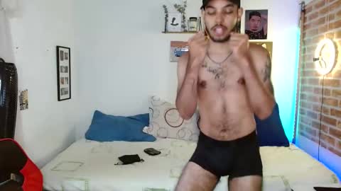 Snapshot of colinlatinbrown chatting on 02/07/25, 05:51 IG online show from 02/07/25, 05:51