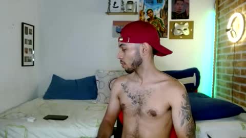 Snapshot of colinlatinbrown chatting on 02/11/25, 05:29 IG online show from 02/11/25, 05:29