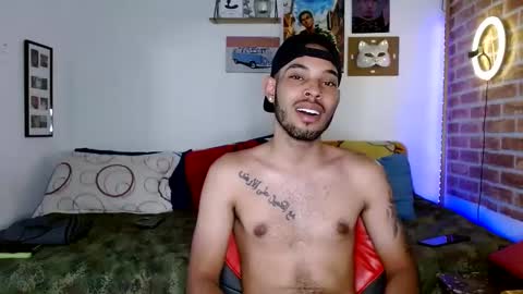 Snapshot of colinlatinbrown chatting on 03/09/25, 07:26 IG online show from 03/09/25, 07:26