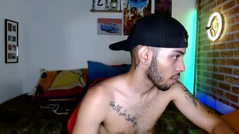 Snapshot of colinlatinbrown chatting on 03/11/25, 09:26 IG online show from 03/11/25, 09:26