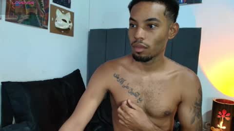 Snapshot of colinlatinbrown chatting on 10/02/25, 11:17 IG online show from 10/02/25, 11:17