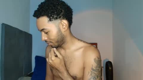 Snapshot of colinlatinbrown chatting on 11/27/25, 12:18 IG online show from 11/27/25, 12:18