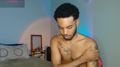 Snapshot of colinlatinbrown chatting on 12/03/25, 12:03 IG online show from 12/03/25, 12:03