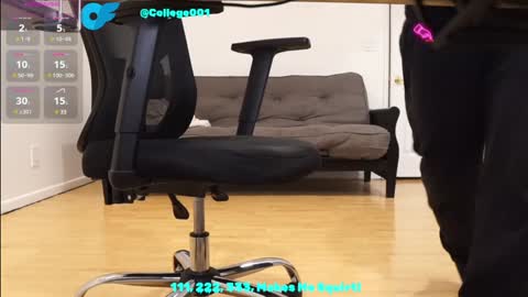 College001 online show from 01/26/25, 01:47