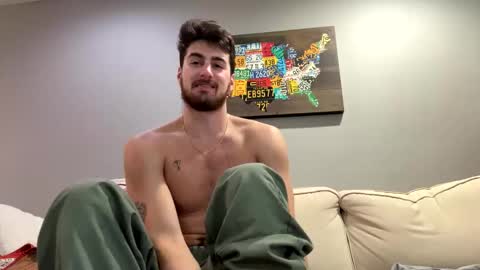 Snapshot of college_packing_8 chatting on 11/23/25, 09:36 college_packing_8 online show from 11/23/25, 09:36