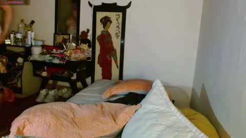 Snapshot of collette_beaufoy chatting on 09/24/25, 05:00 Collette online show from 09/24/25, 05:00