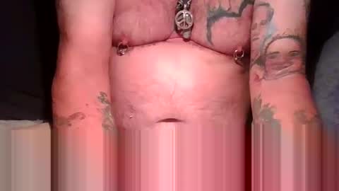 Snapshot of collinspiercedcock2 chatting on 11/16/25, 01:39 collinspiercedcock2 online show from 11/16/25, 01:39