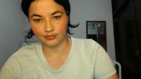 Snapshot of colombi4spice chatting on 06/15/26, 06:32 viviana online show from 06/15/26, 06:32