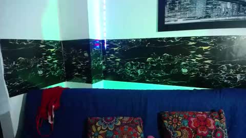  Nahomi  online show from 12/17/25, 11:55