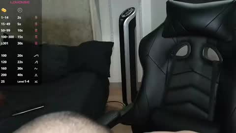 colombianmuscle8 online show from 12/29/24, 01:45