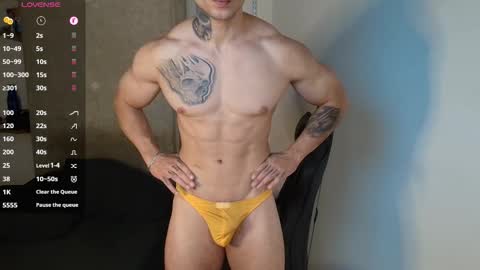 colombianmuscle8 online show from 10/03/25, 01:57