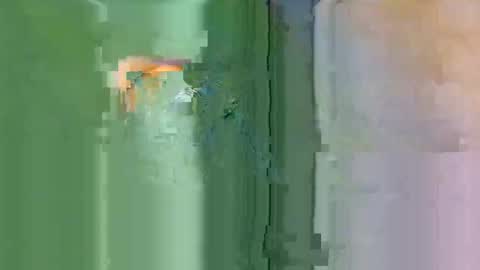 Snapshot of colourlight chatting on 11/16/25, 01:44 colourlight online show from 11/16/25, 01:44