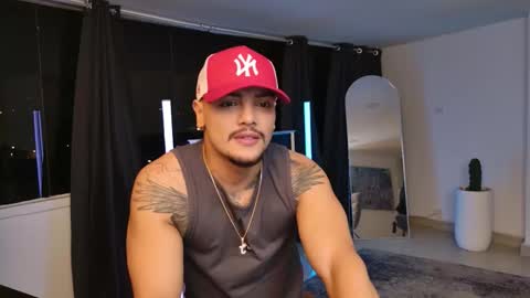 Jhoan online show from 12/16/25, 07:13