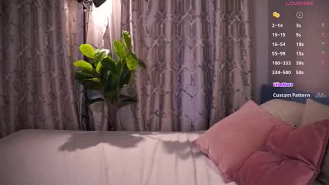 Audrey online show from 02/09/26, 01:59