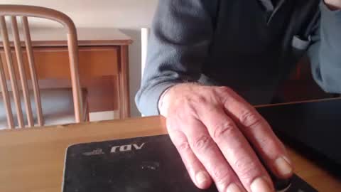 comemivuoi2 online show from 03/01/26, 06:15