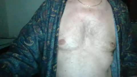 Snapshot of comeonmymouth chatting on 01/22/25, 04:02 comeonmymouth online show from 01/22/25, 04:02