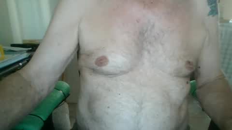 Snapshot of comeonmymouth chatting on 09/10/25, 09:15 comeonmymouth online show from 09/10/25, 09:15