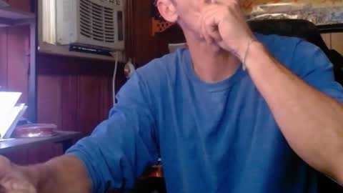 Nelson or ComicKing and sometime Peachy143 online show from 04/06/26, 11:27