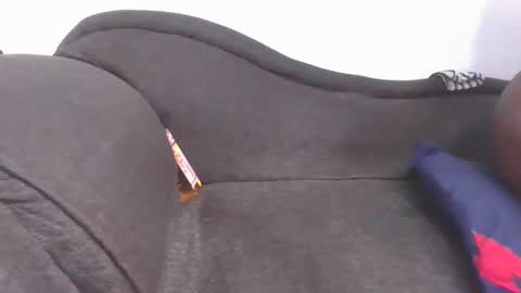 Snapshot of comicalcara chatting on 02/14/25, 06:56 Cara online show from 02/14/25, 06:56