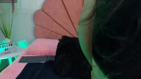 conejita_420_ online show from 09/13/25, 09:03