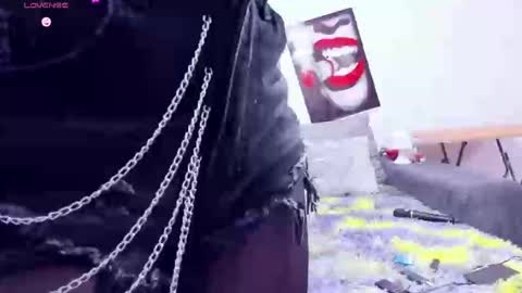 Snapshot of confidentmistress chatting on 03/04/25, 10:27 GoddessA online show from 03/04/25, 10:27