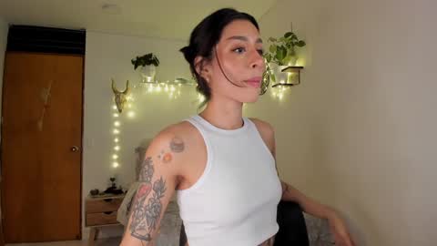 connie    online show from 01/16/25, 01:36