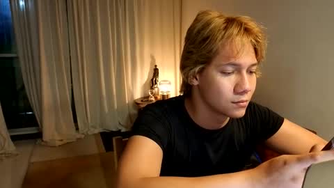 Snapshot of connie_varela chatting on 02/11/26, 02:16 new account online show from 02/11/26, 02:16