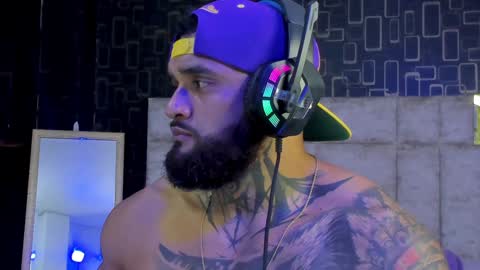 rusfegui online show from 02/04/25, 02:39