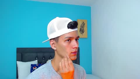 Snapshot of connor_garrett chatting on 01/17/25, 08:33 Connor online show from 01/17/25, 08:33