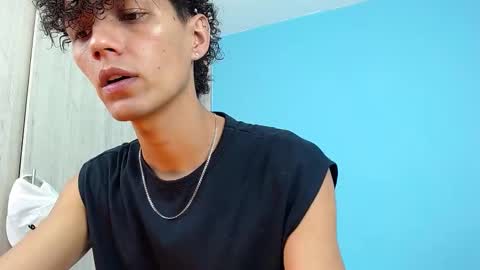 Snapshot of connor_garrett chatting on 12/19/25, 11:45 Connor online show from 12/19/25, 11:45