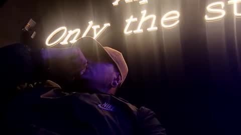 connor_mcc1 online show from 02/02/26, 11:31