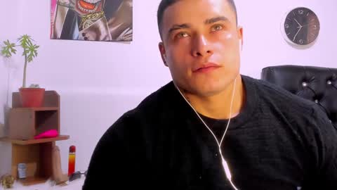 Connor Smith online show from 01/16/25, 03:35