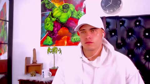 Connor Smith online show from 02/28/25, 01:03