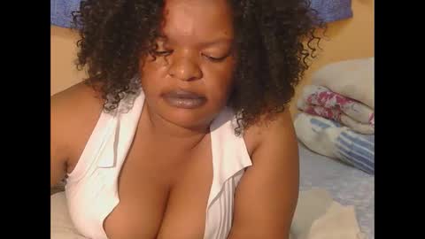 Snapshot of conny685249 chatting on 09/09/25, 11:32 conny online show from 09/09/25, 11:32