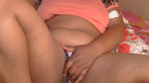 Snapshot of conny685249 chatting on 10/22/25, 01:50 conny online show from 10/22/25, 01:50