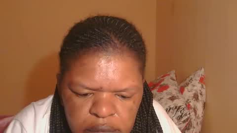 Snapshot of conny685249 chatting on 10/23/25, 02:22 conny online show from 10/23/25, 02:22