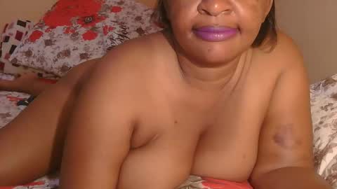 Snapshot of conny685249 chatting on 10/27/25, 09:52 conny online show from 10/27/25, 09:52