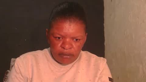 Snapshot of conny685249 chatting on 10/30/25, 05:35 conny online show from 10/30/25, 05:35