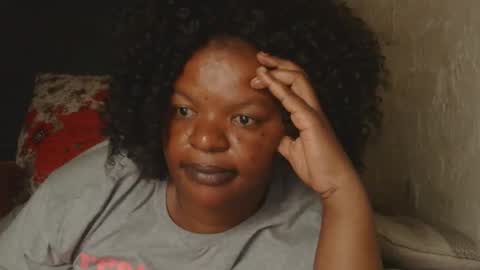 Snapshot of conny685249 chatting on 11/22/25, 01:54 conny online show from 11/22/25, 01:54