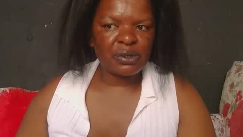 Snapshot of conny685249 chatting on 02/18/26, 12:01 conny online show from 02/18/26, 12:01