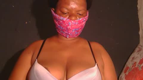 Snapshot of conny685249 chatting on 02/24/26, 06:17 conny online show from 02/24/26, 06:17