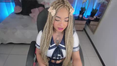 Snapshot of conny_curly chatting on 10/24/25, 02:13 Conny online show from 10/24/25, 02:13